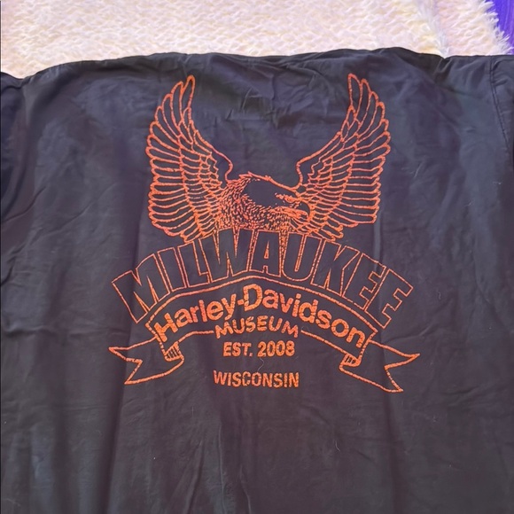 Milwaukee Harley-Davidson Graphic T-shirt - Picture 3 of 3